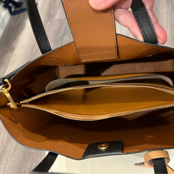 Tory Burch Perry Small Tote Bag - Picture 3 of 4